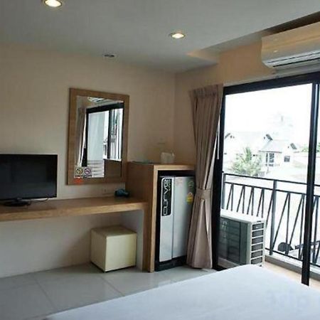 T5 Suites @ Pattaya Bagian luar foto