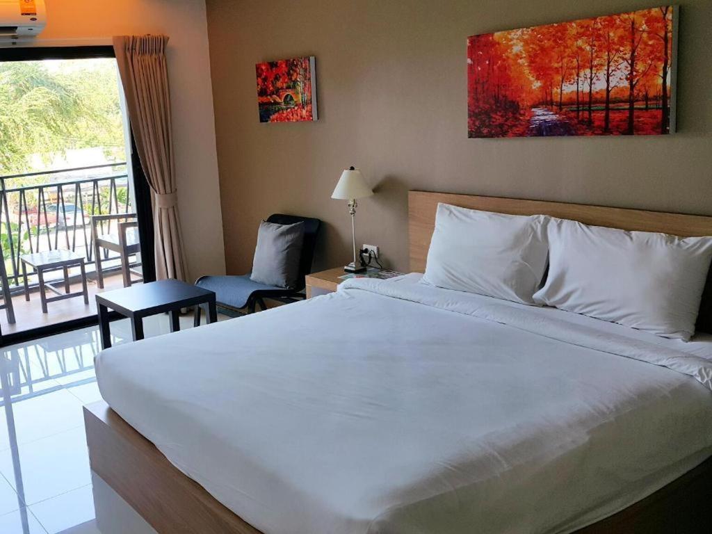 T5 Suites @ Pattaya Bagian luar foto