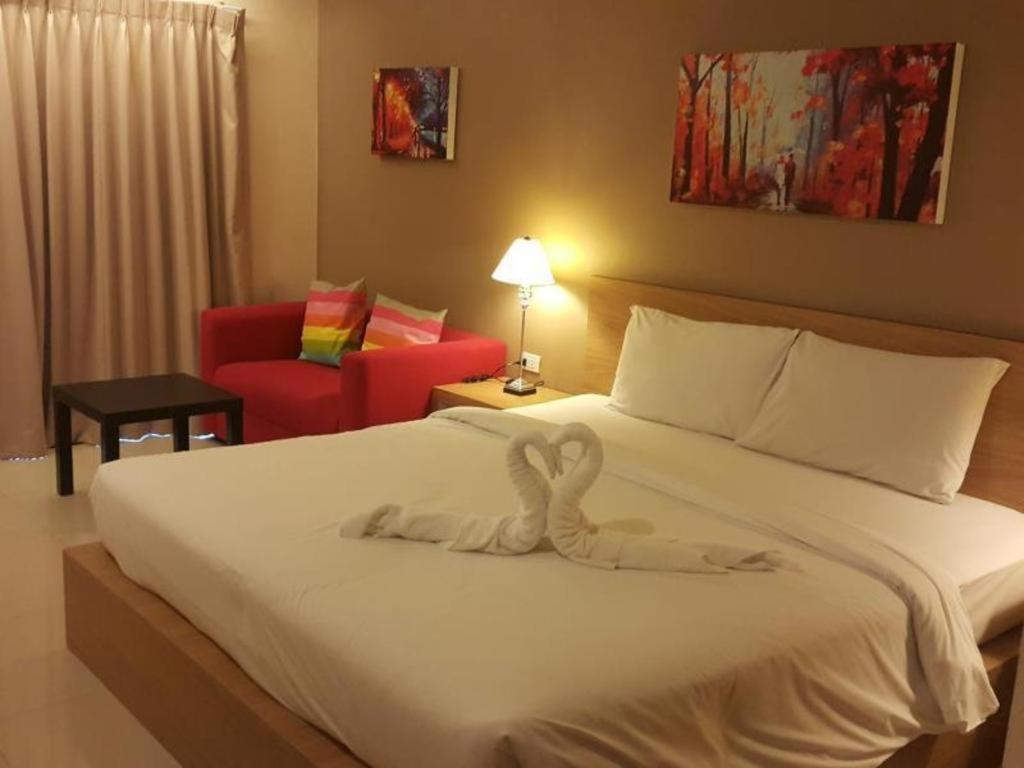 T5 Suites @ Pattaya Bagian luar foto