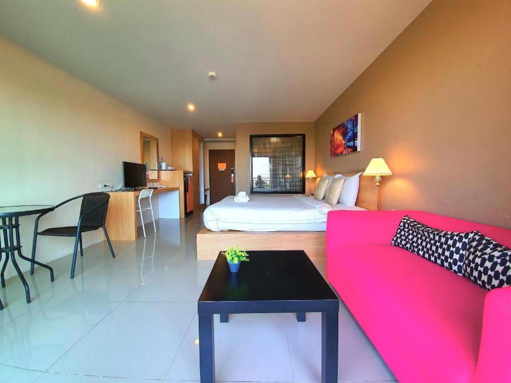 T5 Suites @ Pattaya Bagian luar foto